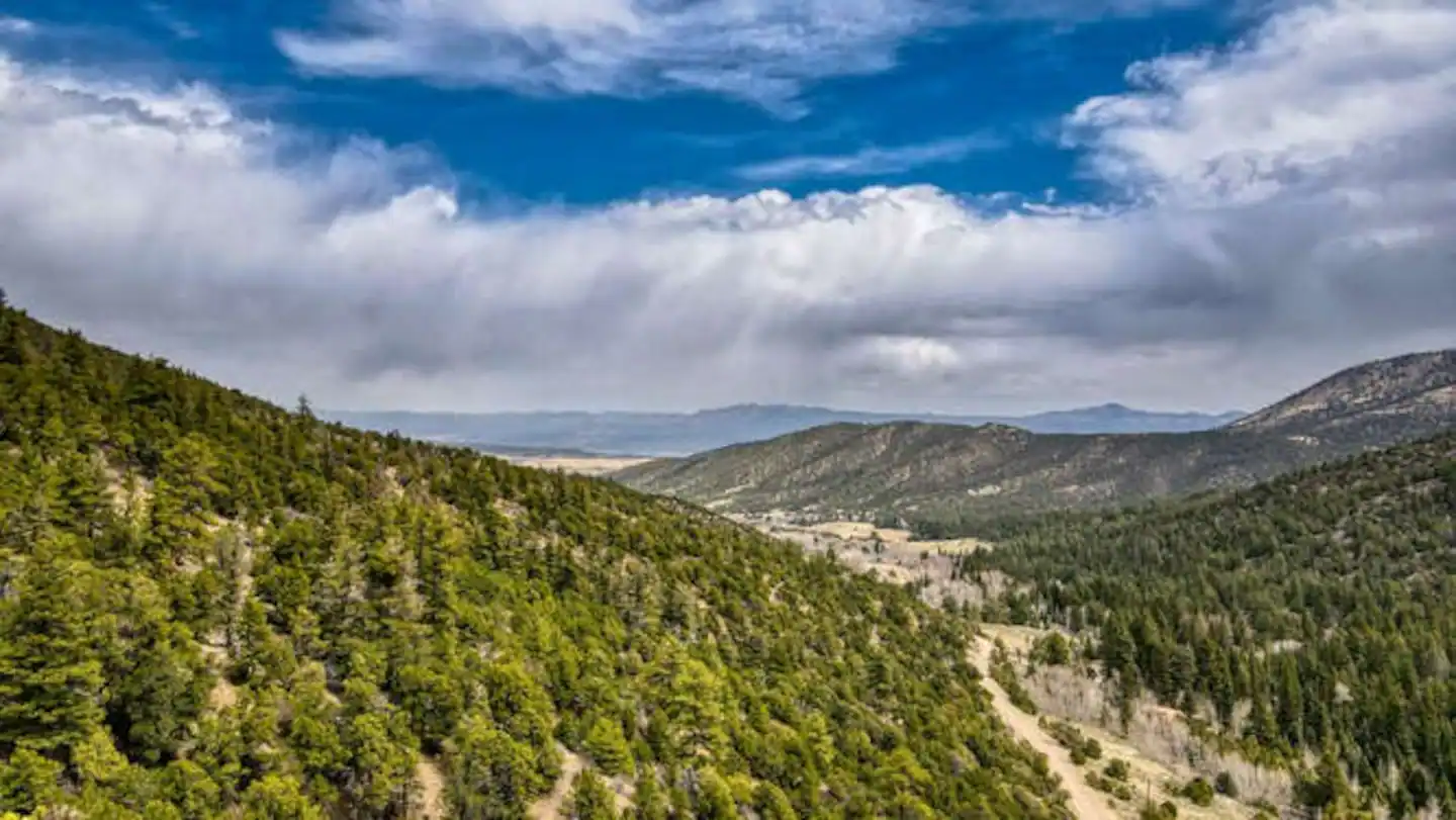 Vacation Rental in Salida Colorado with Mountain Views - Mountain views